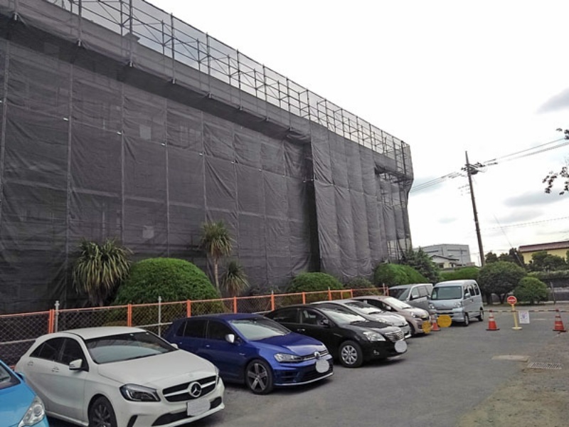 小学校校舎大規模改修工事用足場
